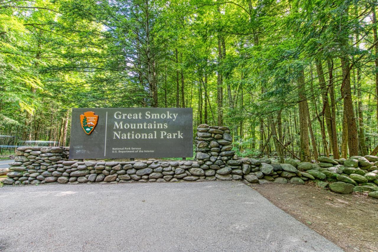 Holly Berry Villa Pigeon Forge Luaran gambar